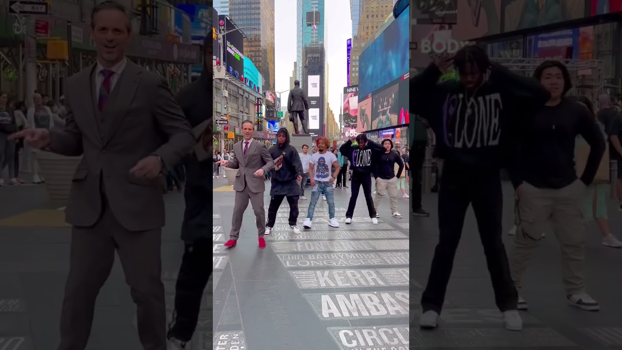 Surprise Spawn in Back! 😯