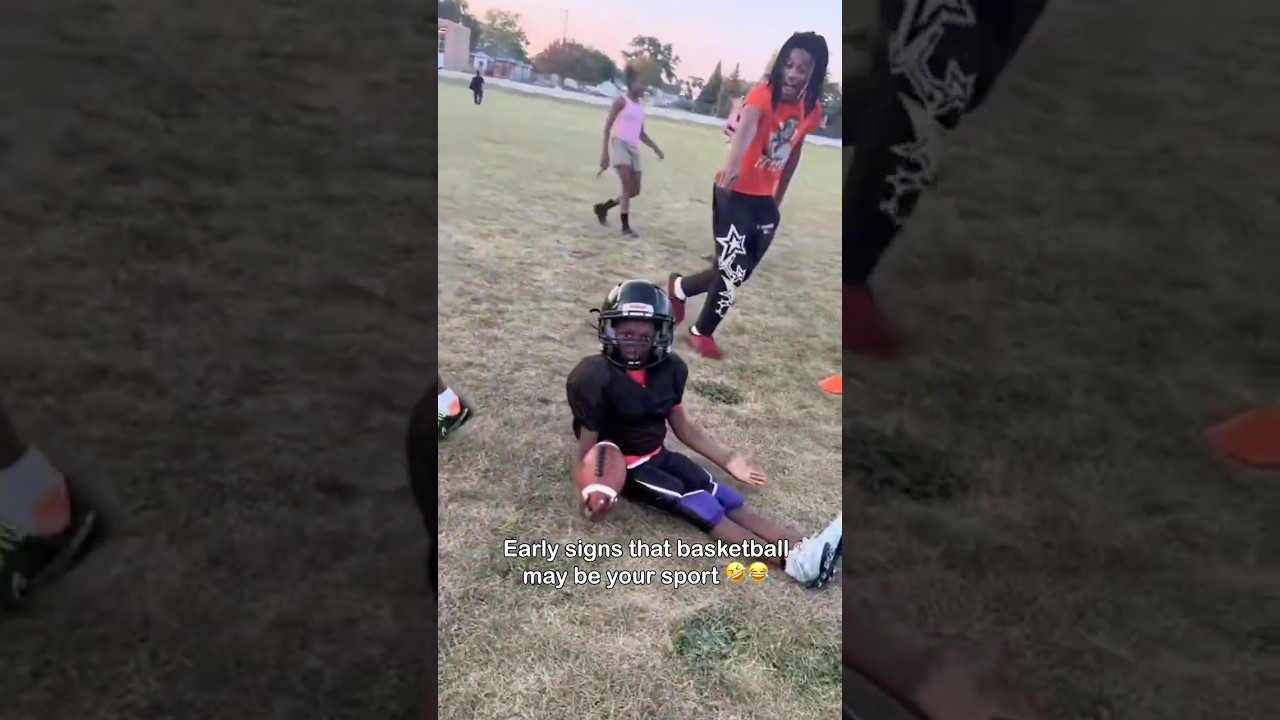 Early Signs You Should Switch Sports 🏀⚽ #Shorts