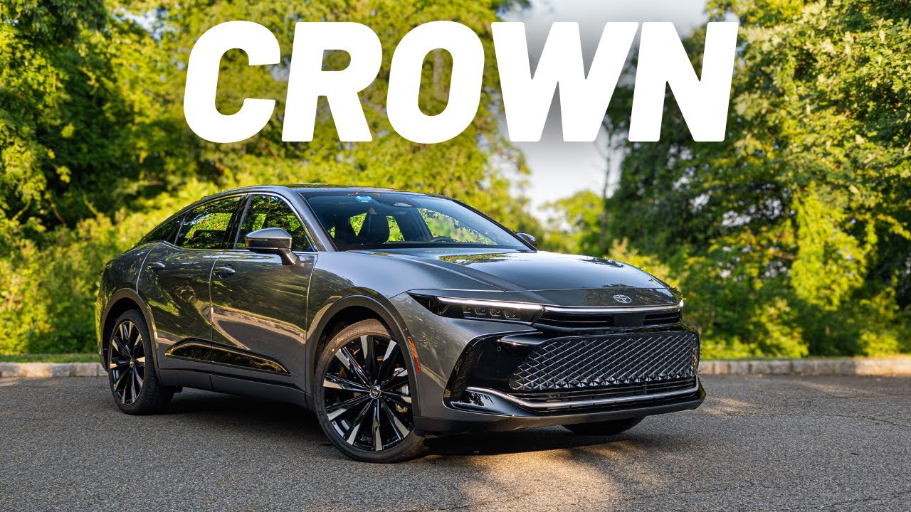 2025 Toyota Crown Review 🚗