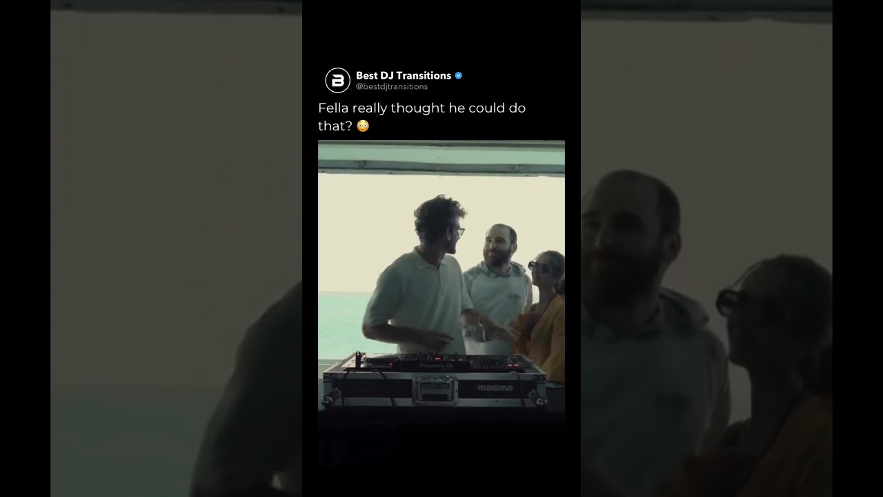DJ Masterfully Executes a Seamless Mashup 🎧
