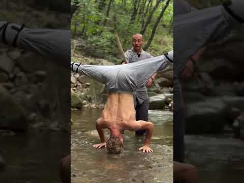 shaolin monk training #shaolin #buddhamworldmartialarts #shaolinkungfu #monk #kungfu #training