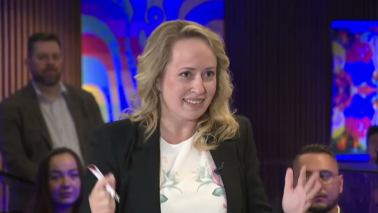 Král na ťahu: Súboj medzi HLAS-SD a SAS 🏆