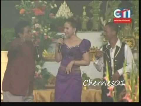 CTN 2010 Khmer New Year Concert Day 02 - Khmer Stars - Part 08b