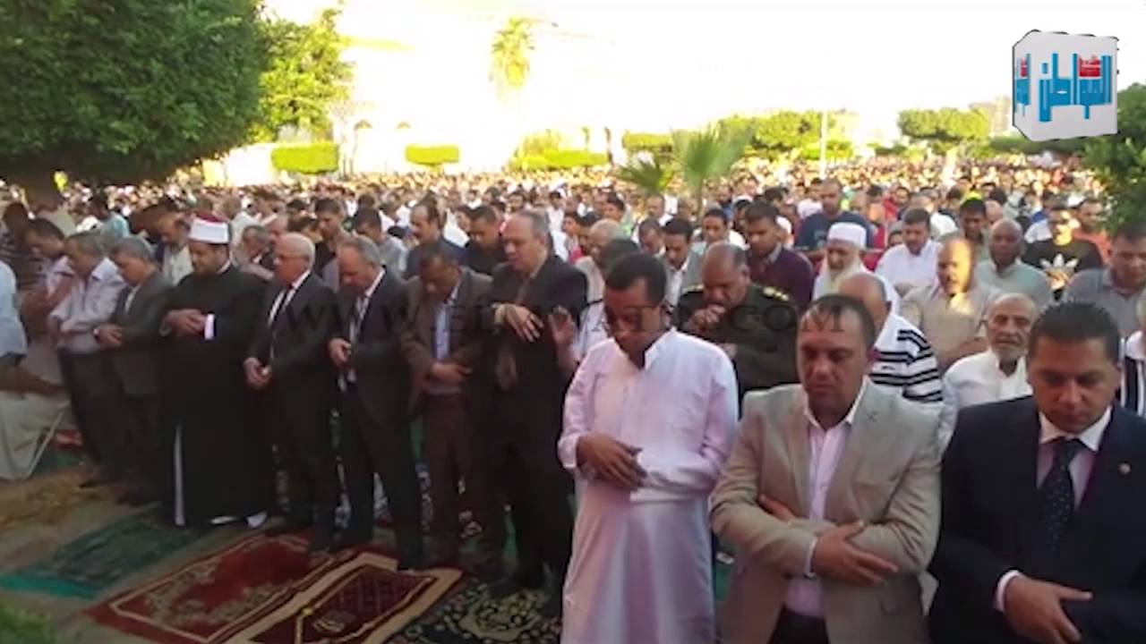 المواطن | #صلاة_العيد | محافظ بورسعيد ومدير الأمن يؤديان صلاة العيد بساحة « بورفؤاد »