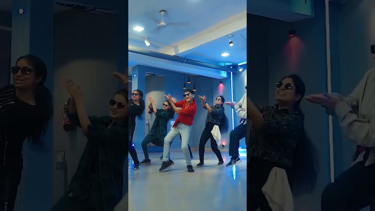 Govinda Naam Mera | Vicky Kaushal's Bijli ⚡