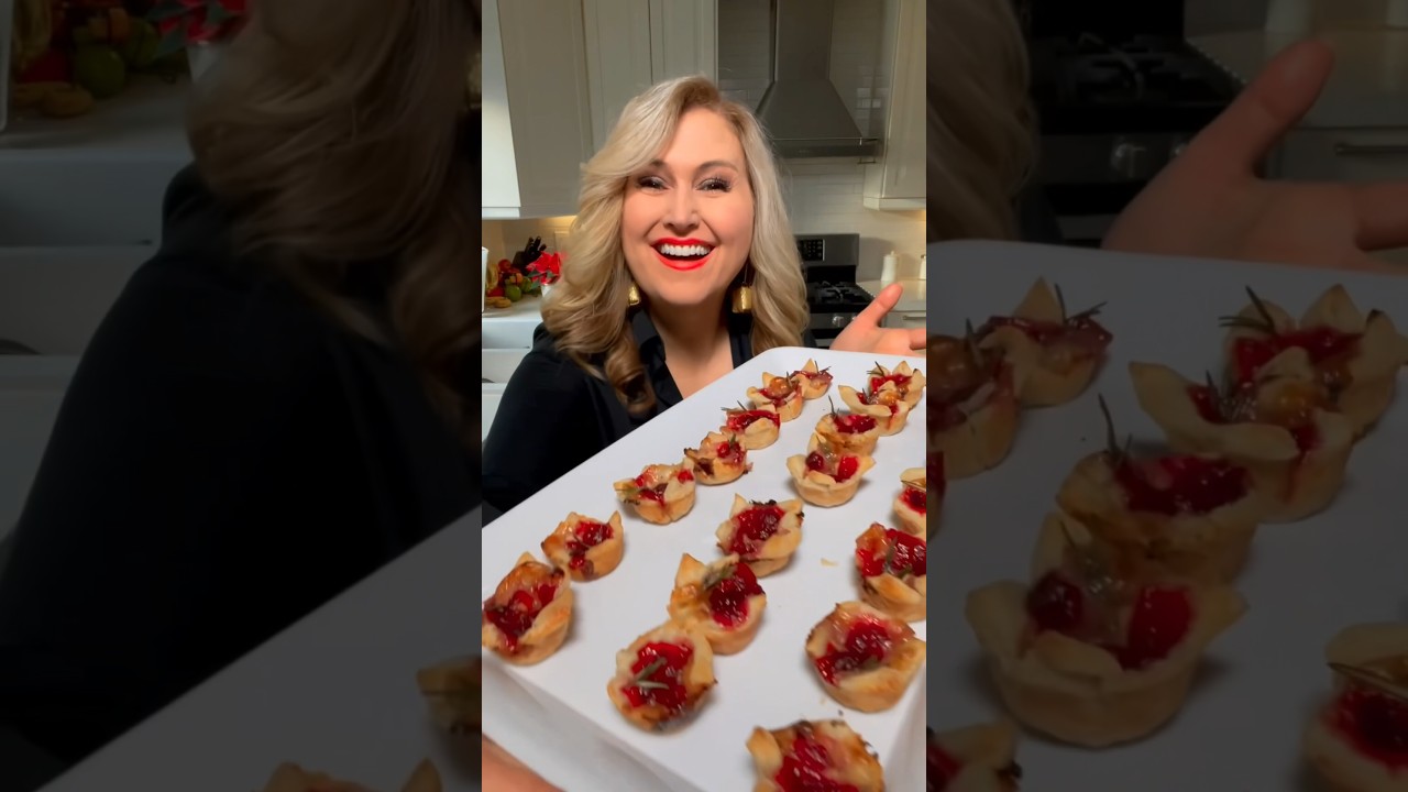 Cranberry Brie Bites for the Holidays 🎉