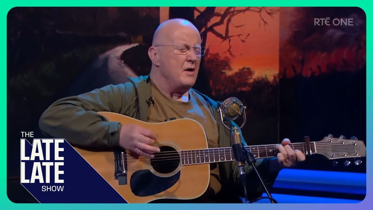 Christy Moore - Viva la Quinta Brigada | Live on The Late Late Show