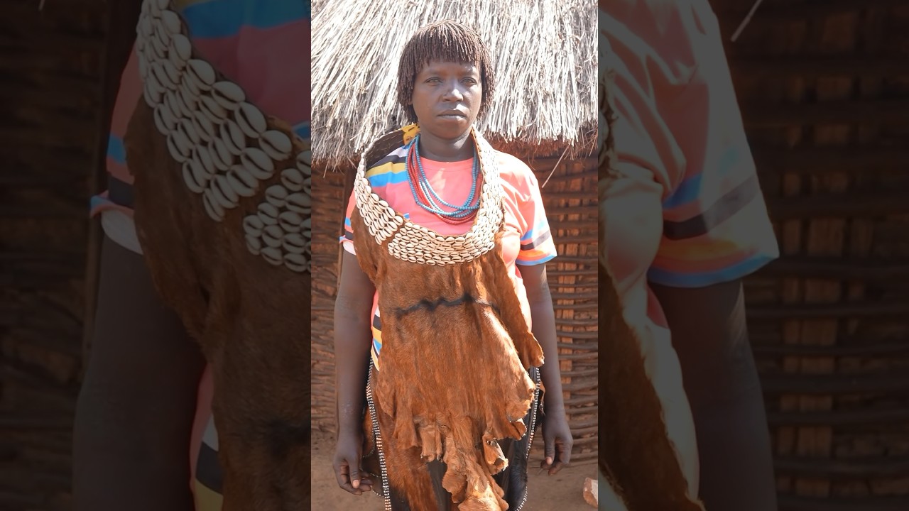 Indígena adinerado con 3 esposas en África