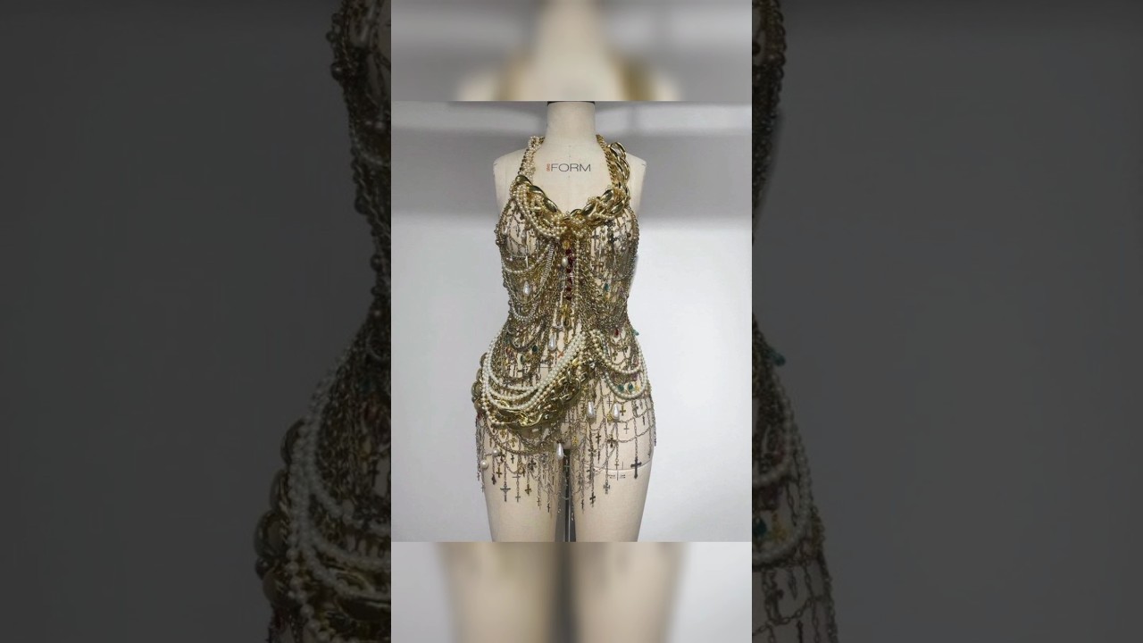 BLACKPINK Outfits at Concerts 🎤