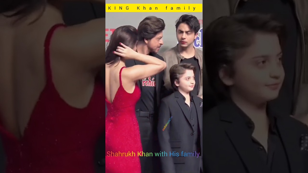 Shah Rukh Khan Family Moments with Aryan, Suhana, Gauri, and Abram | Archies Live Event