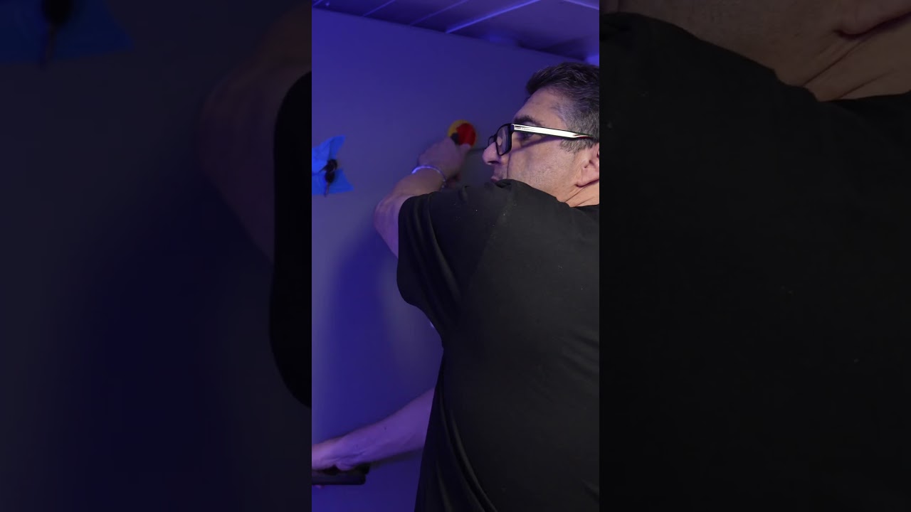 Explore Andrew Sandler’s 17,000-Gallon Reef Aquarium 🌊