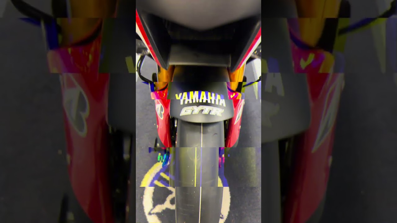 How sexy is this special YART livery for the Bol d'Or to celebrate the 25th anniversary of the R1? 😍