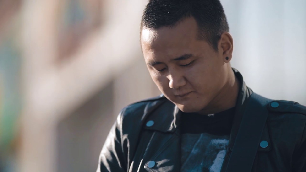 Би чамд хайртай киноны дуу - Гитарчин М.Гэрэлт-Од 🎸