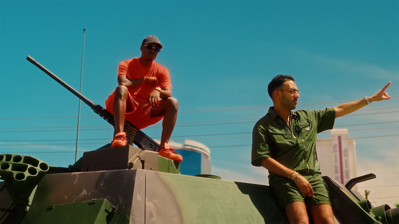 Heuss L'Enfoiré & Werenoi - Mélanine 🎶 Official Music Video