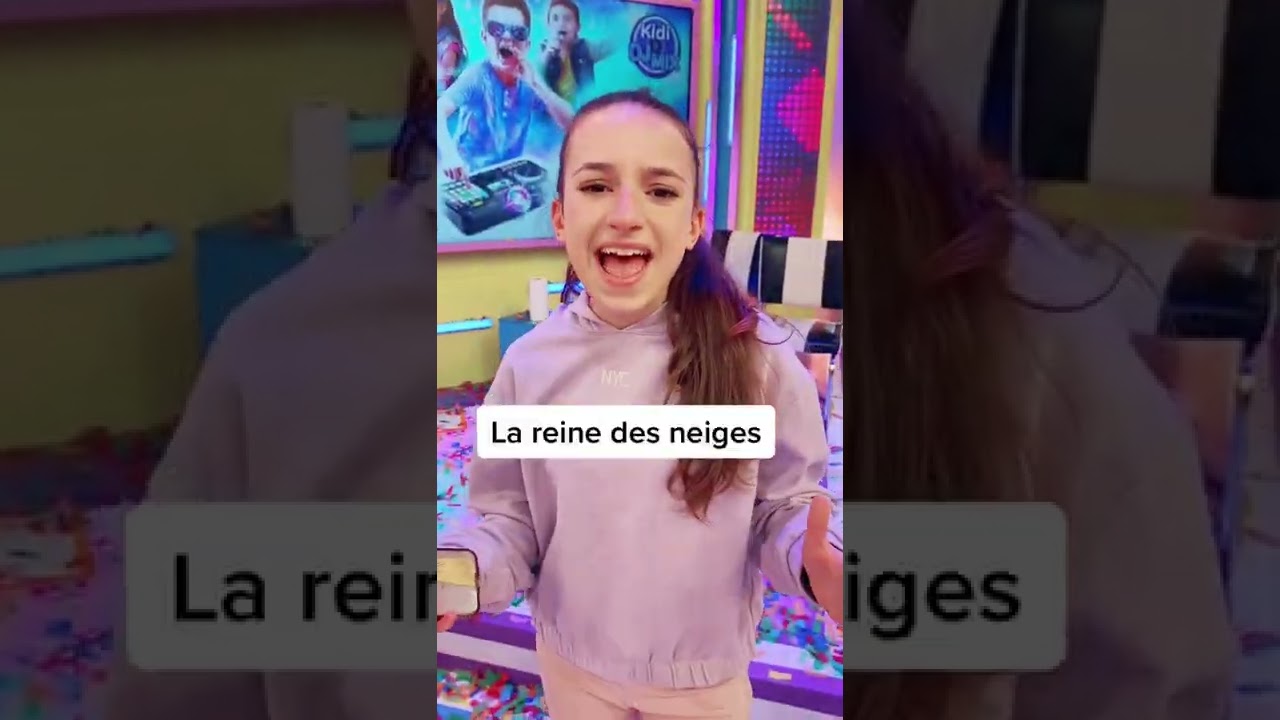 Levanah chante Disney princesses 🎶