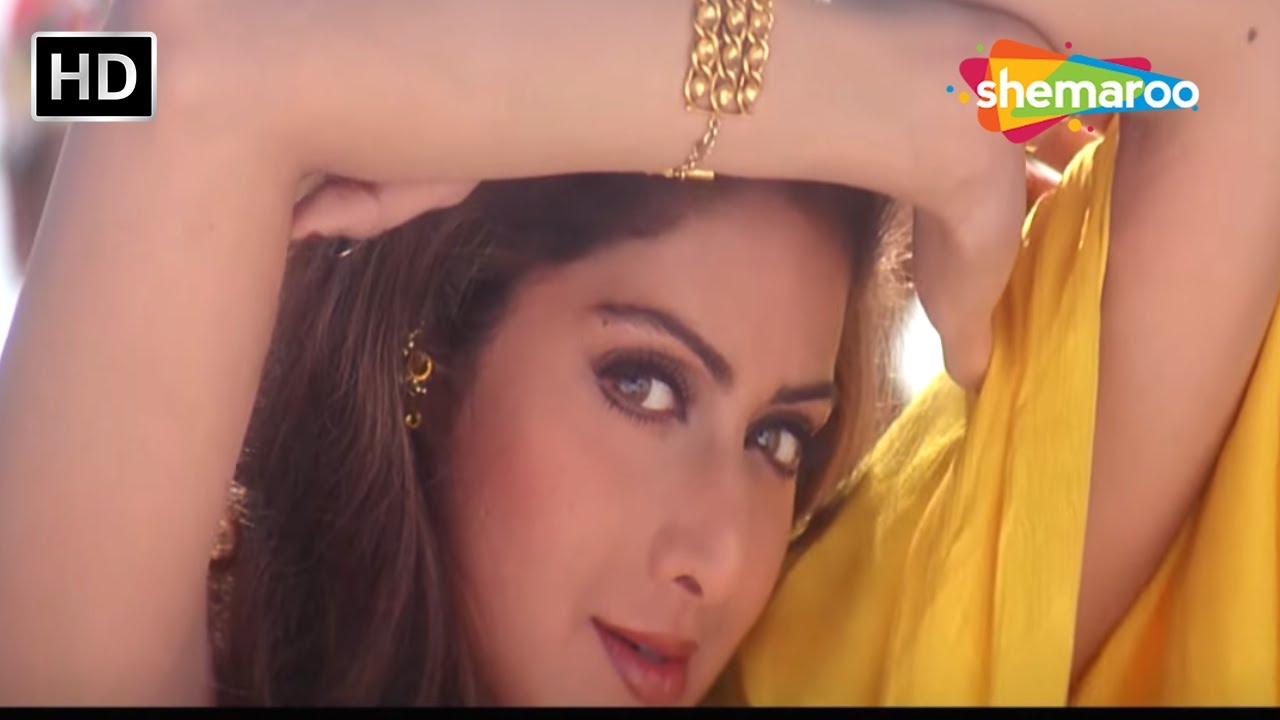 देखें 90s की सुपरहिट हिंदी फिल्म 'Kaun Sachcha Kaun Jhootha' का गाना 🎶