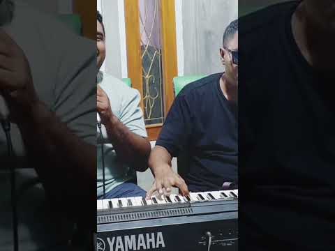 Polisi bersuara mirip penyanyi aslinya