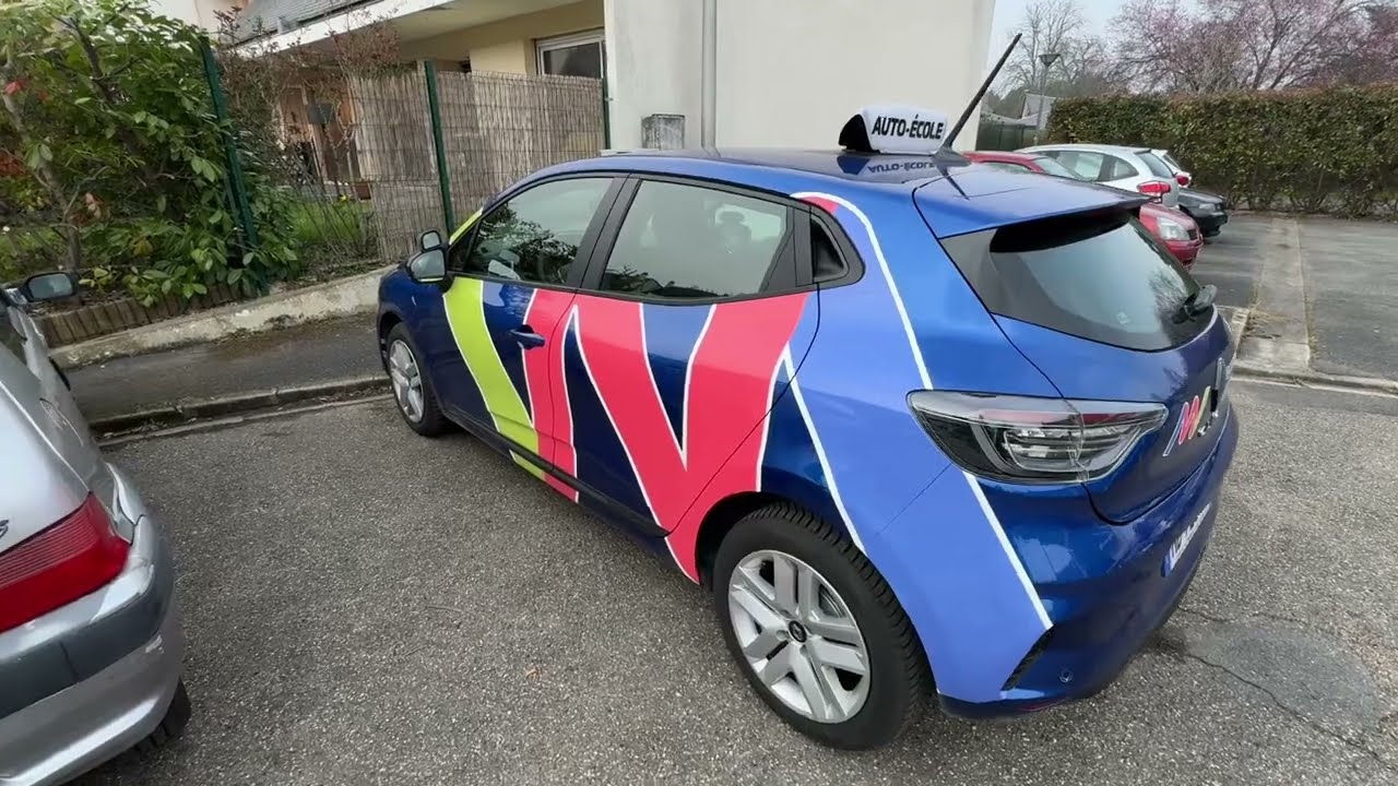 Vérifications Extérieures Clio 5 : Préparez-vous pour l’Examen du Permis 🚗