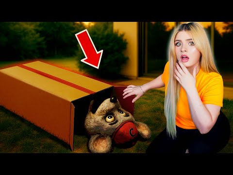 🟢 CHUCK E CHEESE ME ENVIÓ una CAJA y el RATÓN VENÍA ADENTRO!! 😱🧀😈