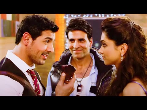 Desi Boyz Comedy Scenes | Akshay Kumar & John Abraham 🎬