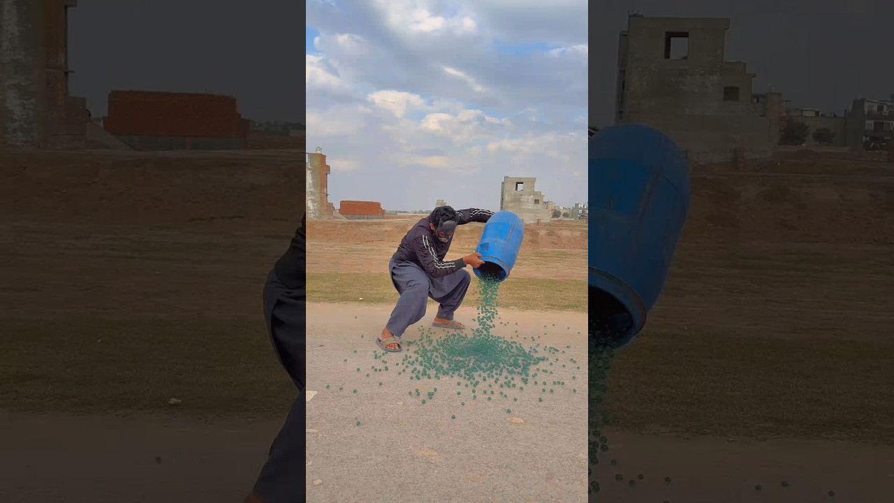 Car ke Aage Data Dalain 🚗