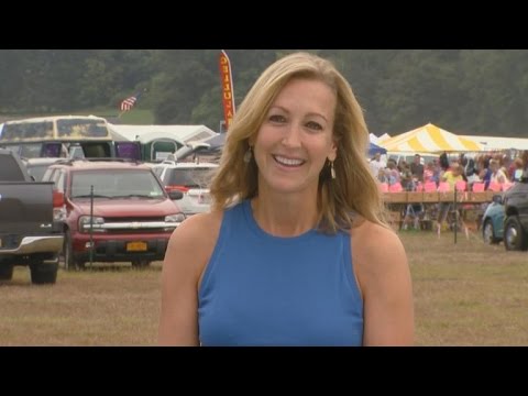 Lara Spencer Shares Flea Market Tips ποΈ