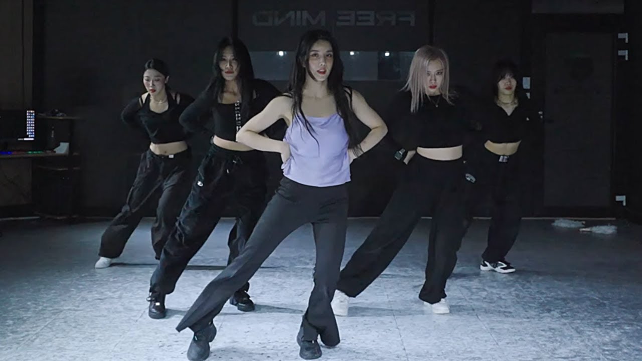 KWON EUN BI 'Underwater' Dance Practice (Mirrored) 4K