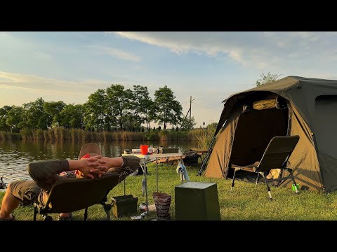 Рыбалка с ночевкой Ловля карпа на флэт фидер и карпфишинг летом.