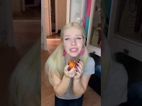 Света и проклятая кукла преследует. Страшные истории на ночь про волшебных птиц