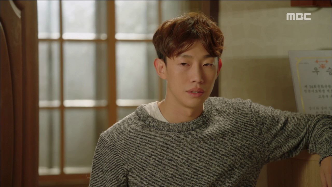 Weightlifting Fairy Kim Bok Joo Ep. 8: Young-nam & Ki-young Share a Drink 🍹