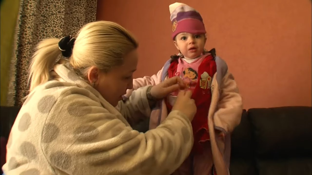 Cité Sans Chauffage en Hiver : Des Résidents Allument un Barbecue pour Se Chauffer 🔥