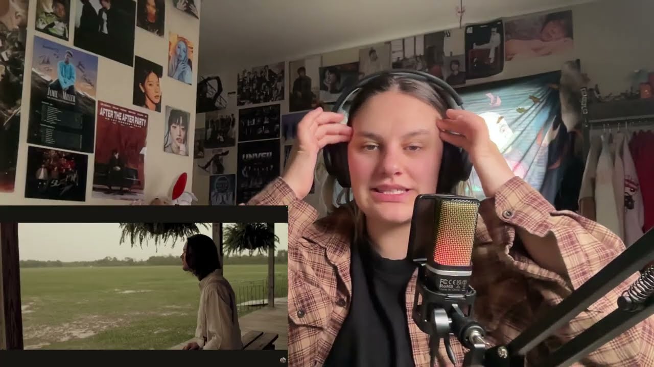 K-pop Fan Reacts to Classic Songs 🎶