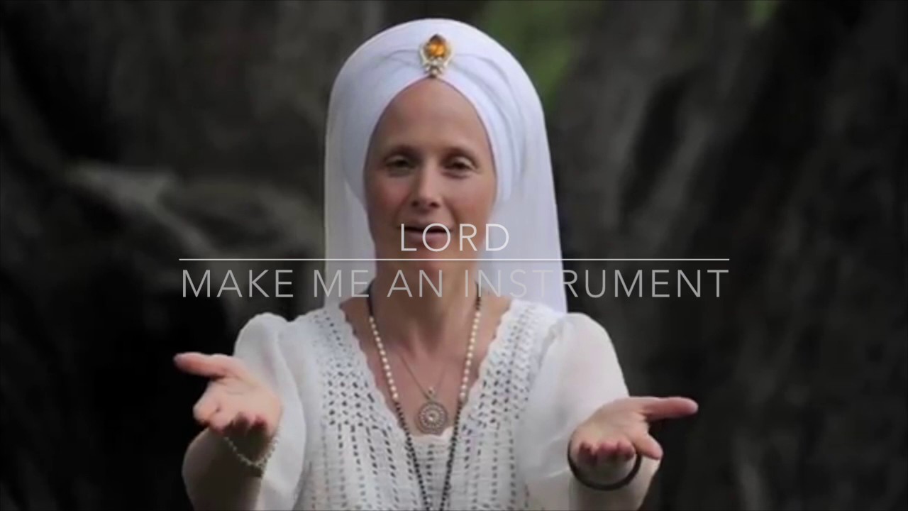 Snatam Kaur - Servant of Peace 🎶 with Lyrics
