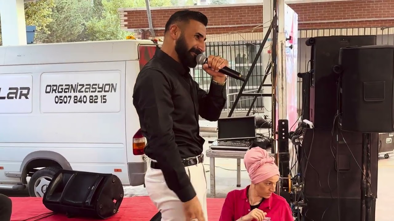 Mehmet Köse'nin Ankaradaki Düğün Performansı 🎶 | Canlı Sahne Atmosferi