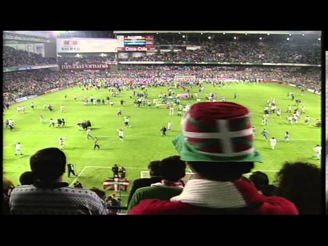Ovación de la afición del Athletic a la afición del Newcastle tras el partido (1-11-1994)