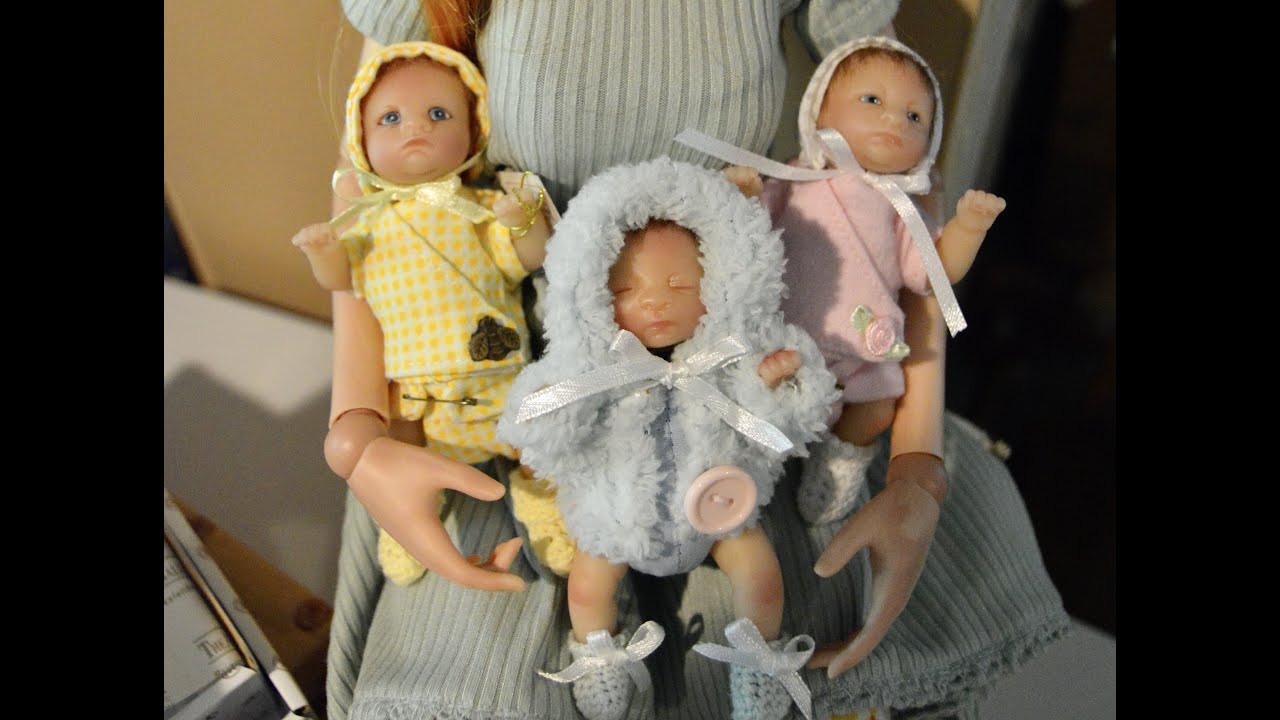 🌟 Flashback Friday: Adorable Ashton Drake Miniature Vinyl Baby Dolls Collection