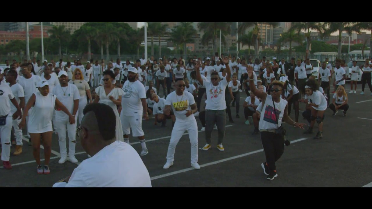 Dladla Mshunqisi & Distruction Boyz Drop 'Pakisha' ๐ถ