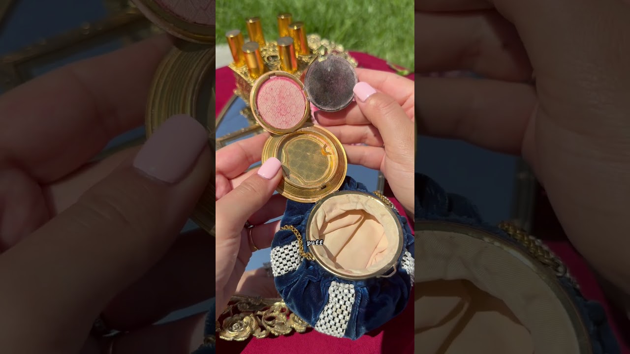 Swatching 1930s Makeup with Vintage Evans Compact