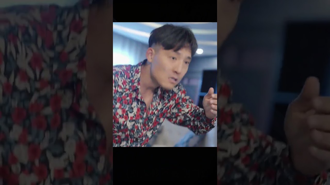 Unexpected Arrival: Boyfriend Saves the Day! 💖