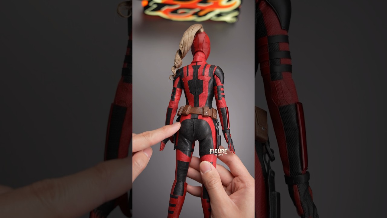 *FIRST LOOK* HotToys Ladypool UNBOXING💋🫶 #deadpool #hottoys #toys #unboxing