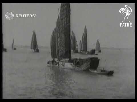 CHINA: Chinese refugees flee to the Yangtse (1927)