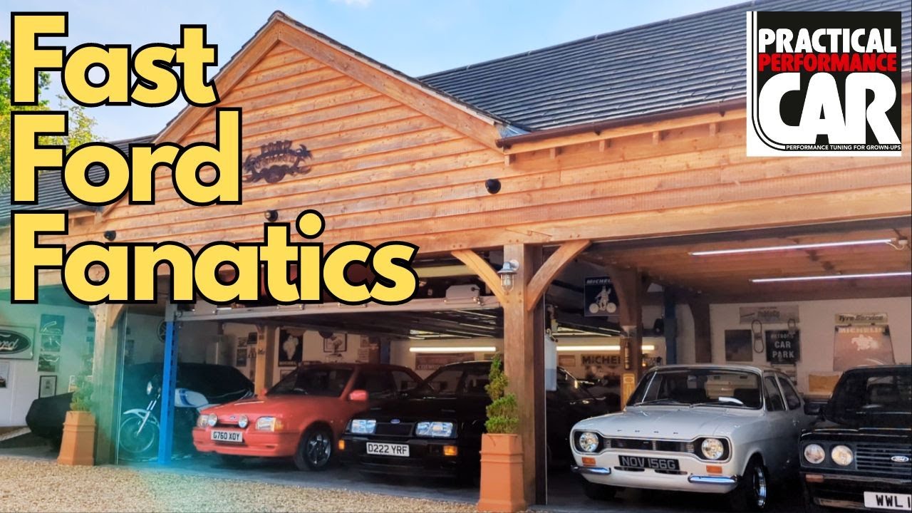 Fast Ford Collection: A Retro Blue Oval Showcase 🚗