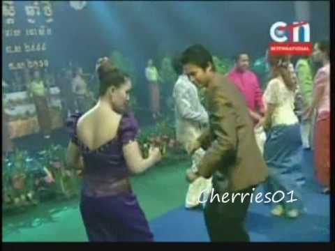 CTN 2010 Khmer New Year Concert Day 03 - Khmer Stars - Part 06