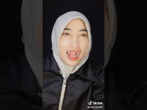 ketika mis Hana vampir'