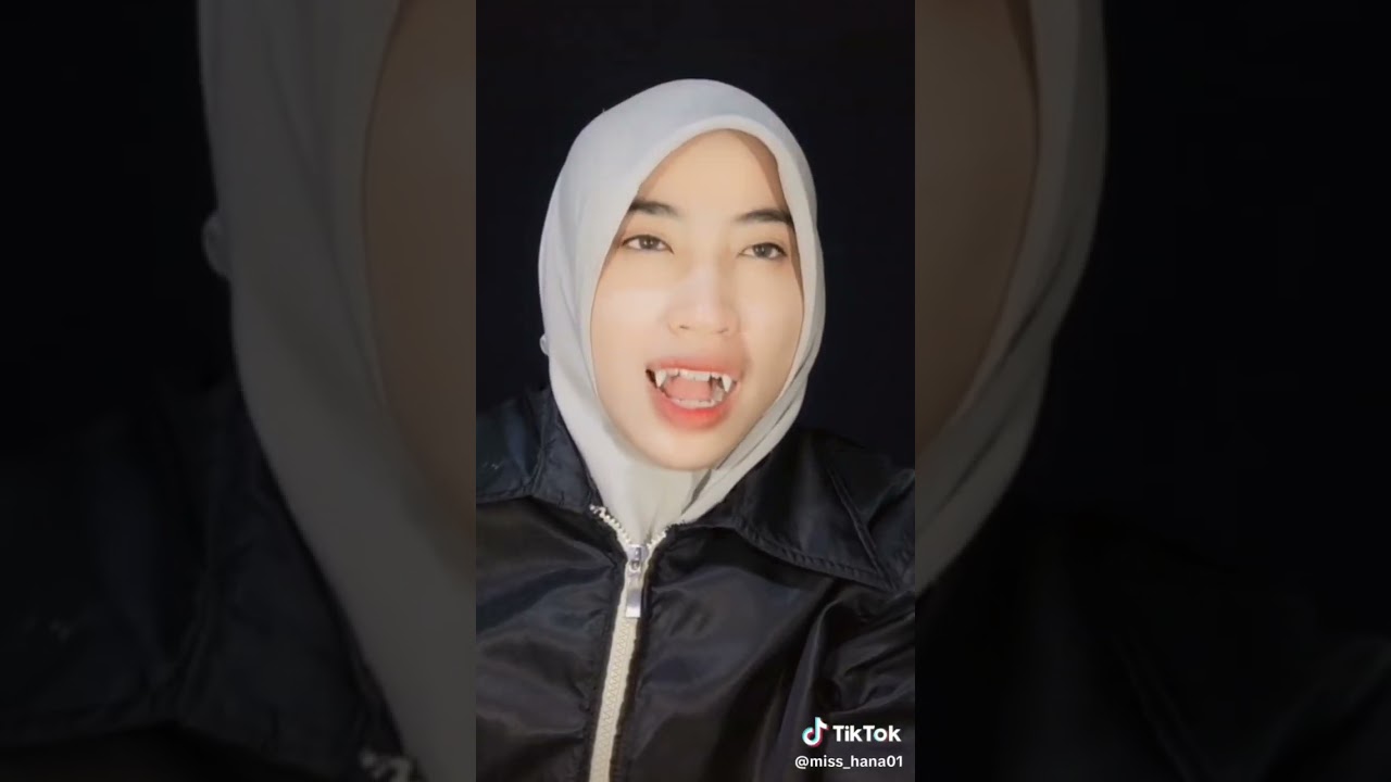 Ketika Miss Hana Menjadi Vampir 🧛‍♀️
