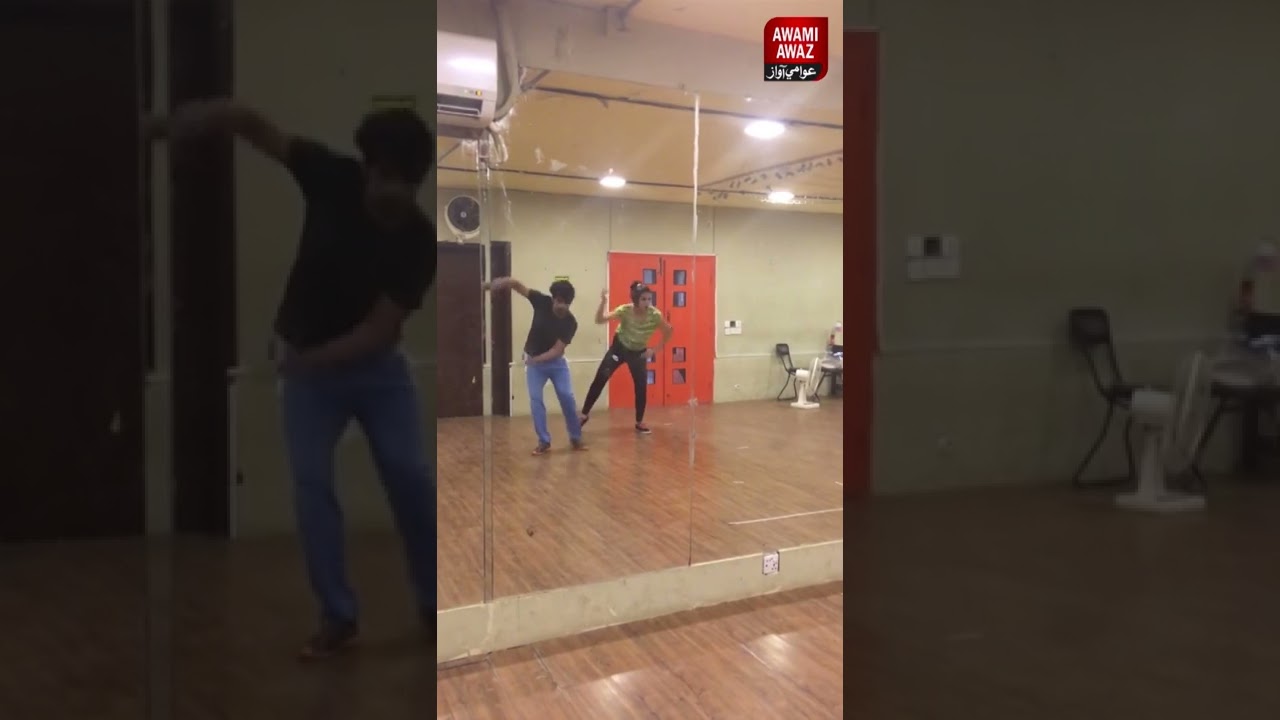 Zhalay Sarhadi Dance Rehearsal