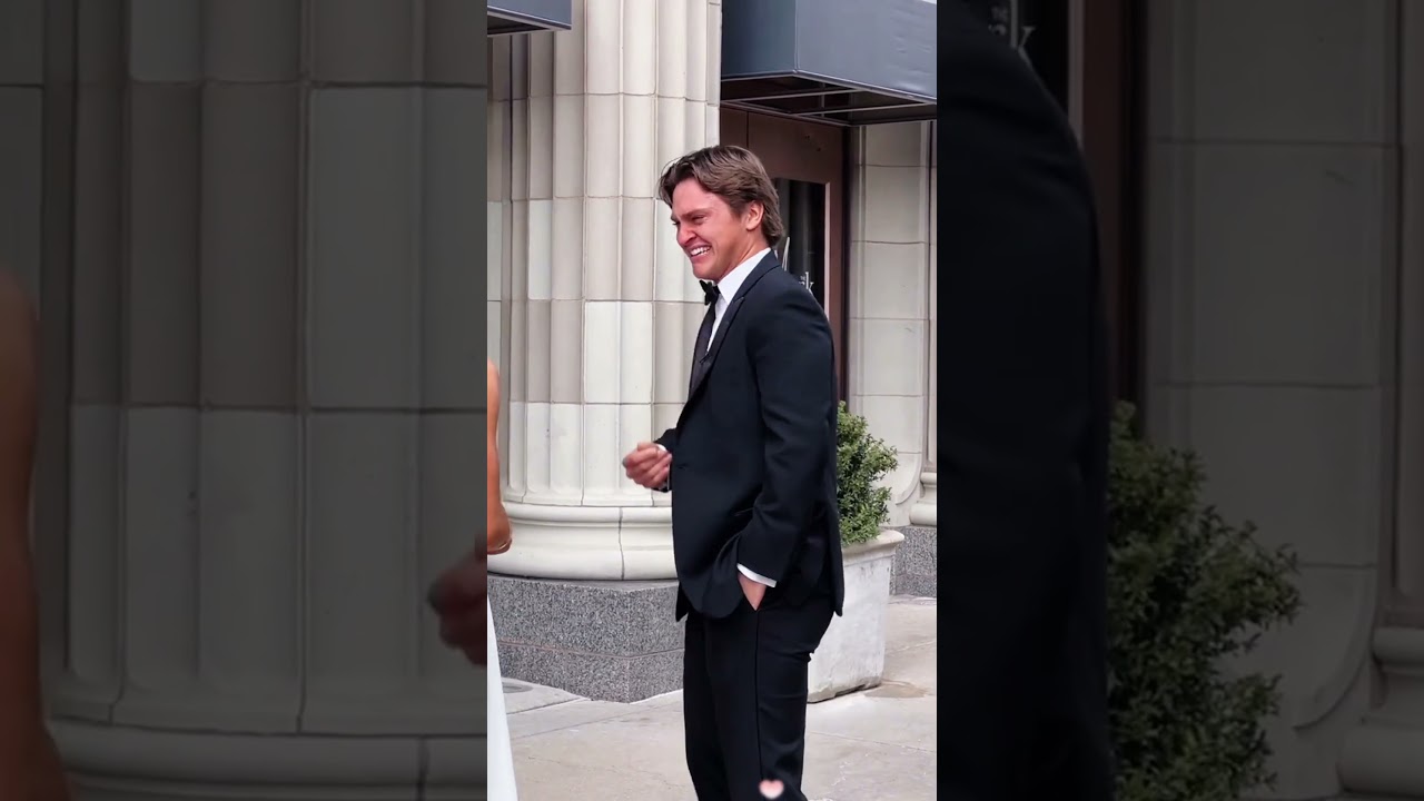 Emotional Wedding Moment: Groom's Tearful Reaction 💍