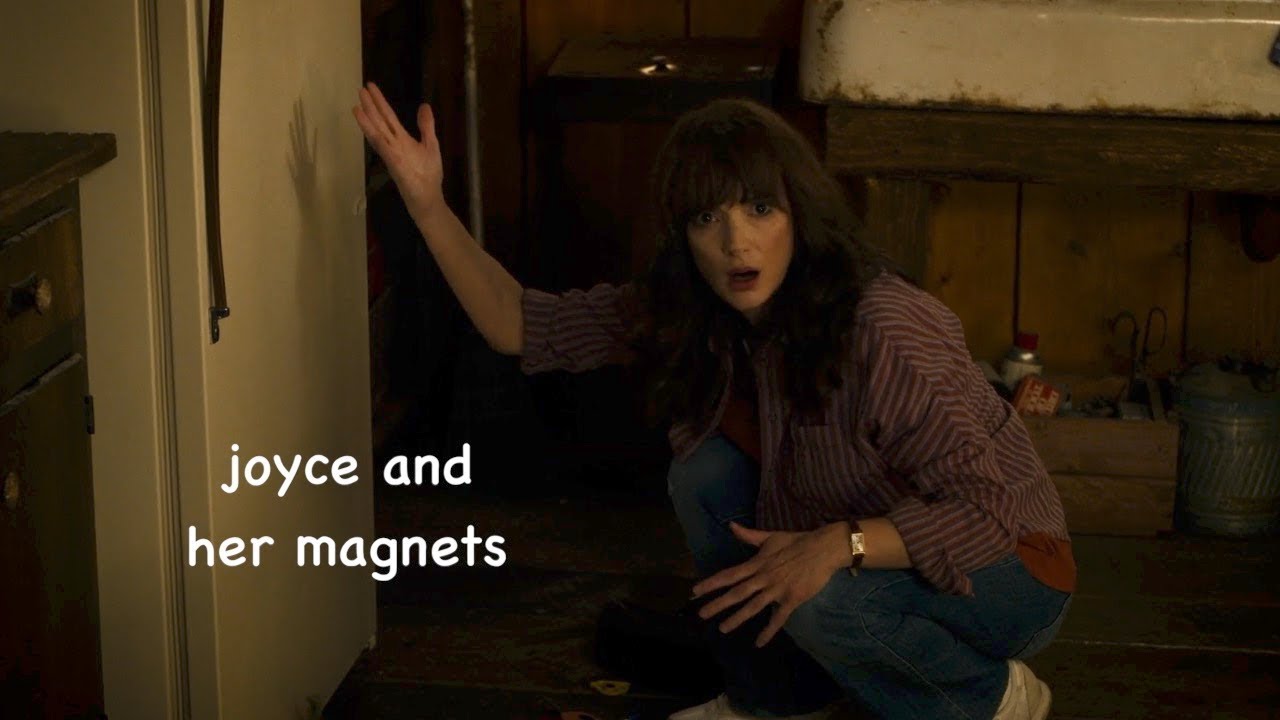 Joyce Can't Stop Fascinated by Magnets for 2 Minutes! 🧲