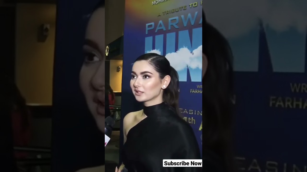 Hania Amir's Impressive English Accent! π¬π§