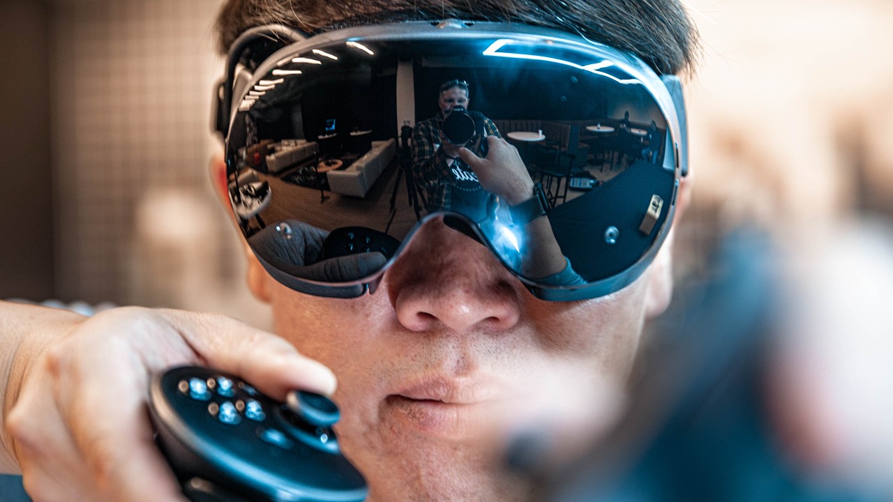 Valve Steam Frame VR Headset Hands-On 🎮